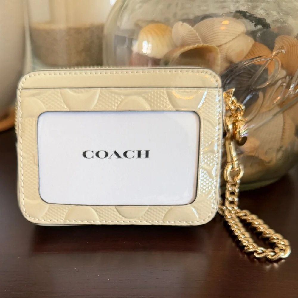 Zip Card Case In Signature Leather With Heart Charm